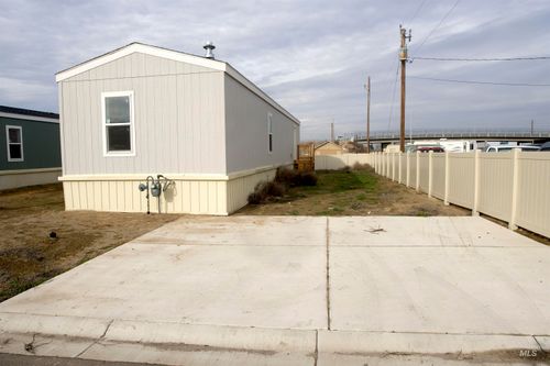 unit-25-684 Se 10th St, Ontario, OR, 97914-4423 | Card Image