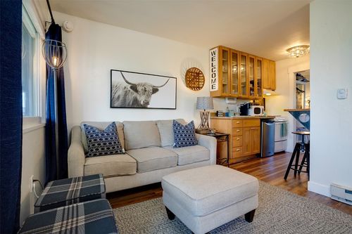 unit-b9-3295 Apres Ski Way, Steamboat Springs, CO, 80487-2424 | Card Image