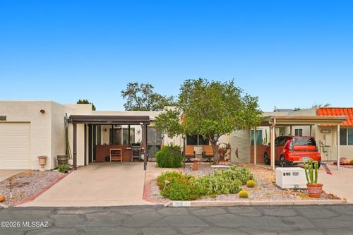 399 N Calle Del Chancero, Green Valley, AZ, 85614-3029 | Card Image