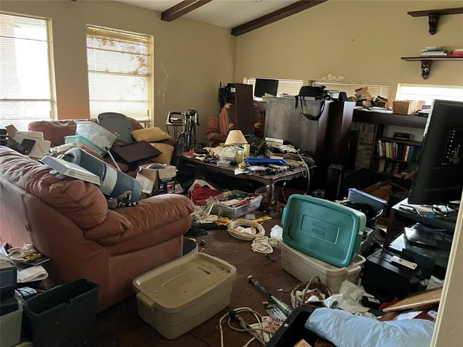 The living room upstairs. | Image 32