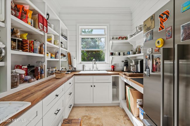Pantry Room w/ 2nd Fridge | Image 25