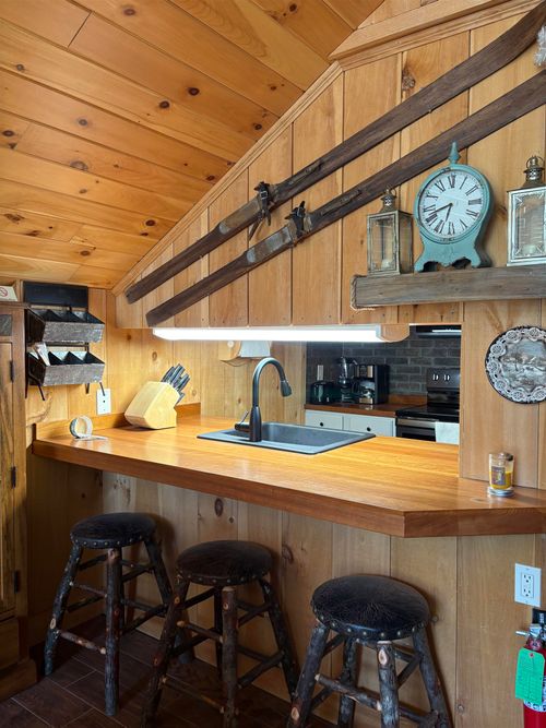 d-408-71 Alpine Dr, Killington, VT, 05751-9107 | Card Image