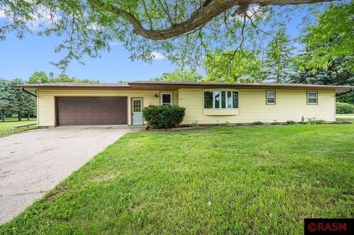 203 2nd St Sw, Winnebago, MN, 56098-2043 | Card Image
