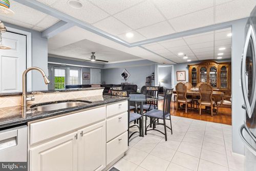 8204 Centennial Sta, WARMINSTER, PA, 18974-5901 | Card Image