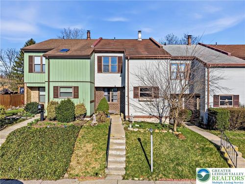 1613 Shenandoah Ct, ALLENTOWN, PA, 18104-1719 | Card Image