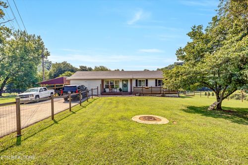 7212 Thorn Grove Pike, Knoxville, TN, 37914-9306 | Card Image