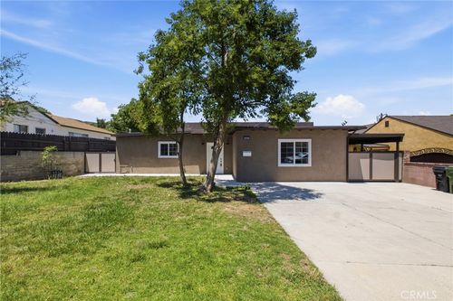 10227 Mcvine Ave, Sunland, CA, 91040-3362 | Card Image