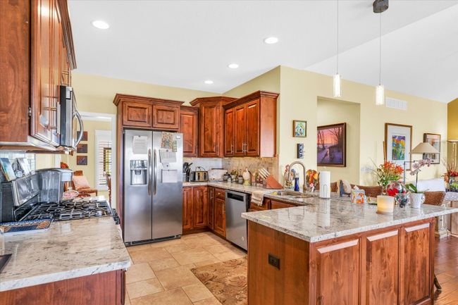 1704 Whisper Meadow Ln, Townhouse with 3 bedrooms, 3 bathrooms and 2 parking in Mahomet IL | Image 48