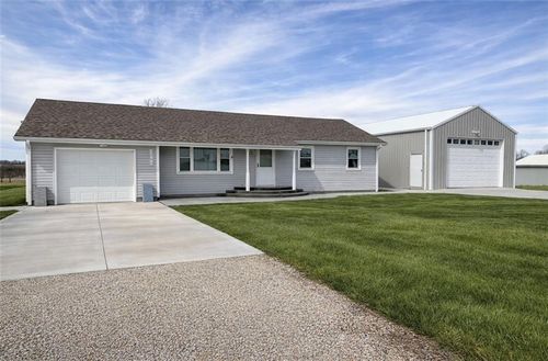 1002 Hughes St, Hamilton, MO, 64644-8232 | Card Image