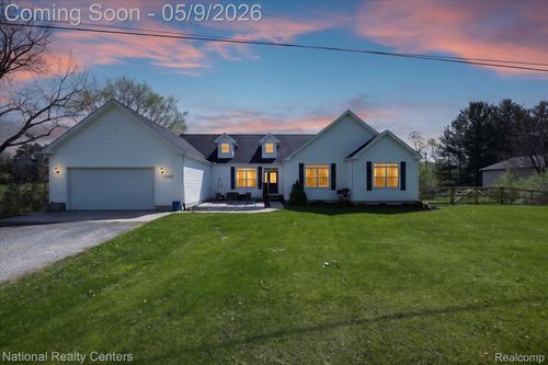 56536 Briar Meadow Rd, South Lyon, MI, 48178-9711 | Card Image