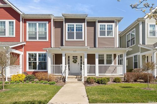 429 Corby Blvd, South Bend, IN, 46617-1509 | Card Image