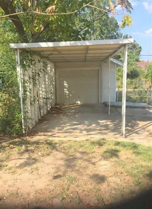 721 W Main St, Tecumseh, OK, 74873-3816 | Card Image