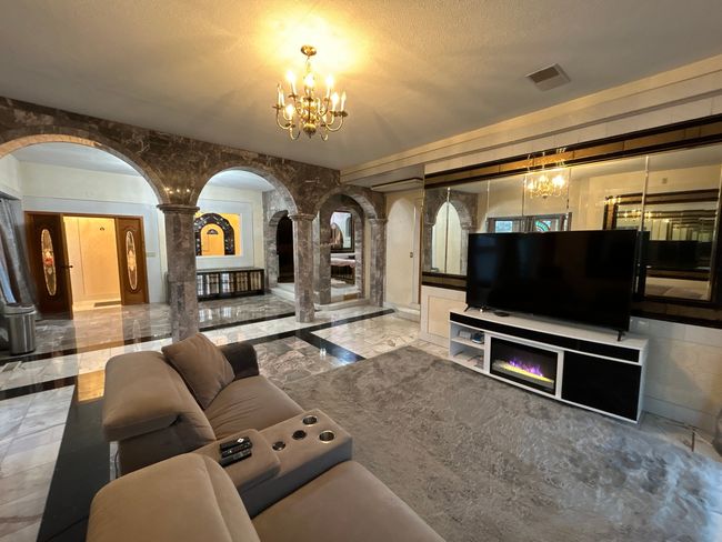4202 Elm St, House other with 5 bedrooms, 5 bathrooms and 2 parking in East Chicago IN | Image 33