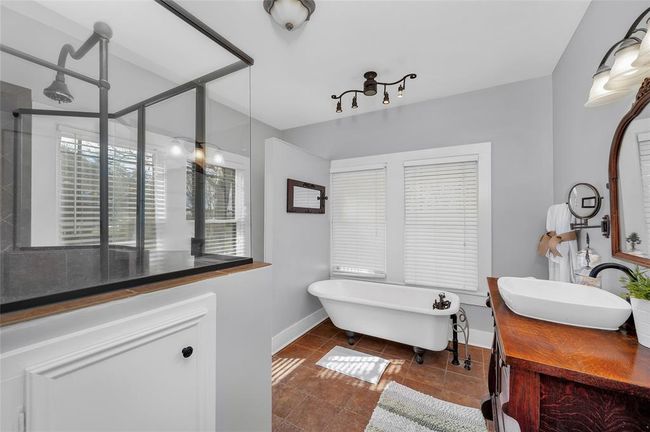 10152 Fm 949, House other with 3 bedrooms, 3 bathrooms and 3 parking in Cat Spring TX | Image 32