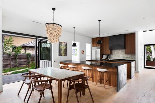 3313 Bonnie Rd, Austin, TX, 78703-2705 | Card Image