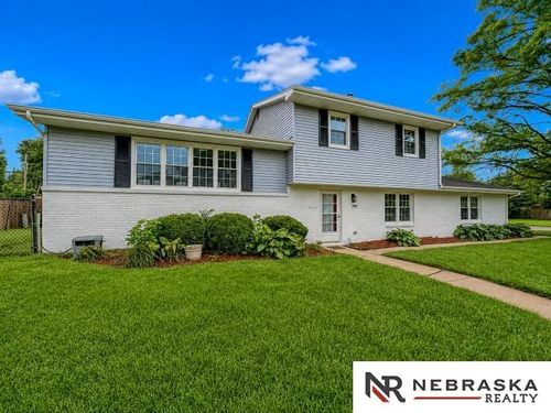 4915 Oaks Ln, Omaha, NE, 68137-1908 | Card Image