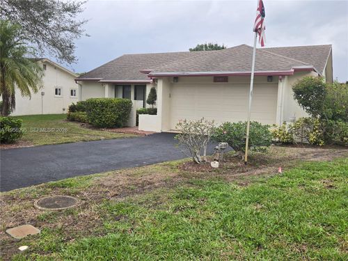 10301 Greenbriar Ct, Boca Raton, FL, 33498-1613 | Card Image