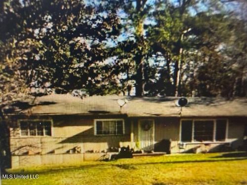 746 Dorgan St, Jackson, MS, 39204-5429 | Card Image