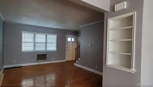 316 Sheffield Ave, Flint, MI, 48503-2353 | Card Image
