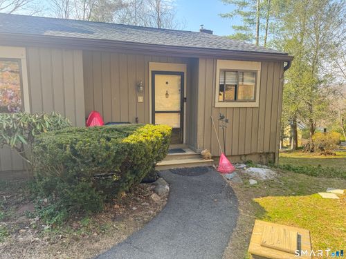 3-3 Tamarack Ln, Woodbury, CT, 06798-3211 | Card Image