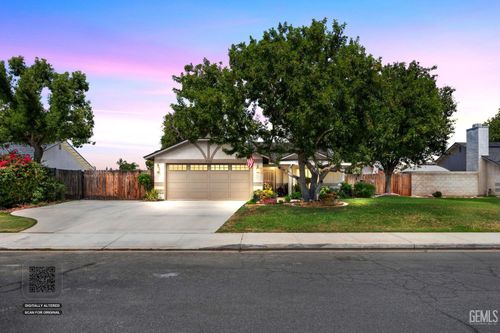 3716 Piedmont Avenue, Bakersfield, CA, 93312 | Card Image