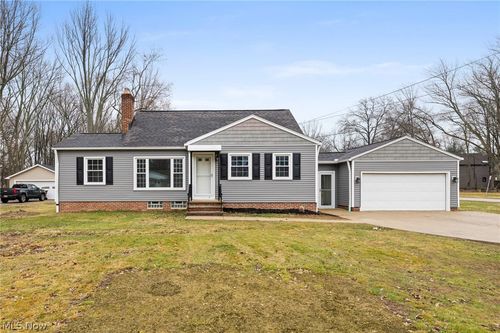 3261 Canterbury Rd, Westlake, OH, 44145-4616 | Card Image