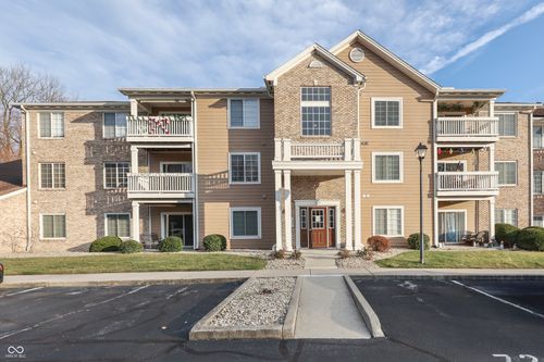 310-6509 Emerald Hill Court, Indianapolis, IN, 46237 | Card Image