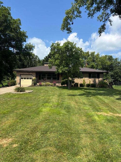 110 Hampton Ave, Winchester, KY, 40391-2339 | Card Image