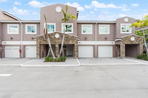 1555 Nw 94th Way, Coral Springs, FL, 33071-8901 | Card Image