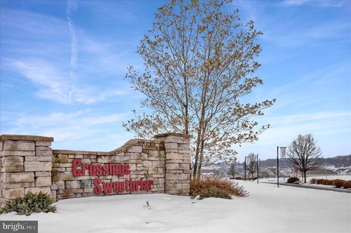 924 Sweetbay Ln, LEBANON, PA, 17046-6902 | Card Image