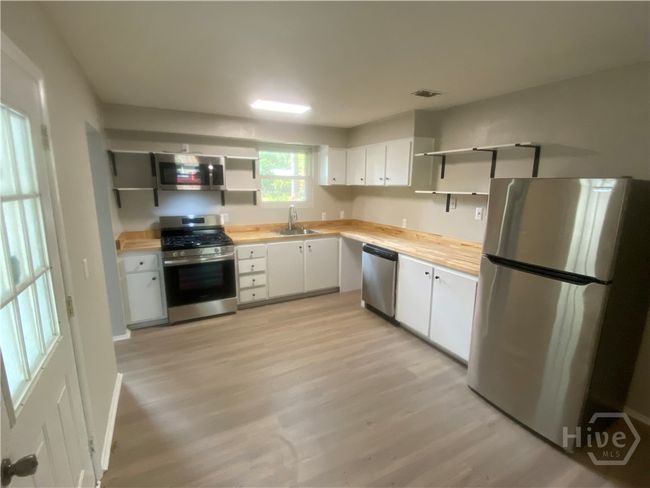 409 Sharondale Rd, House other with 3 bedrooms, 2 bathrooms and null parking in Savannah GA | Image 14