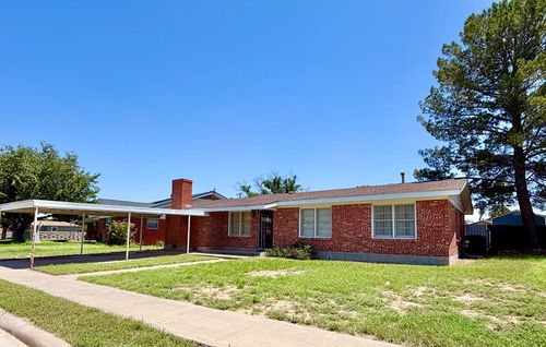 1303 S Houston Ave, McCamey, TX, 79752 | Card Image