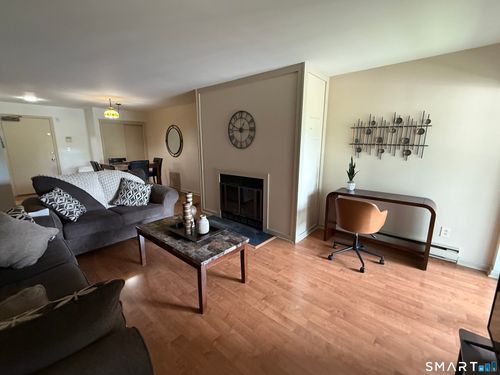 apt-b6-140 Kane St, West Hartford, CT, 06119-2122 | Card Image