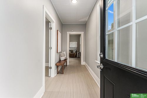 5239 S 21st St, Omaha, NE, 68107-2840 | Card Image