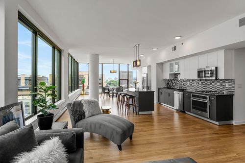 apt-801-740 Portland Ave, Minneapolis, MN, 55415-3604 | Card Image