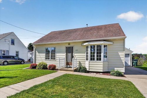 2020 Julius Street, CROSS PLAINS, WI, 53528 | Card Image