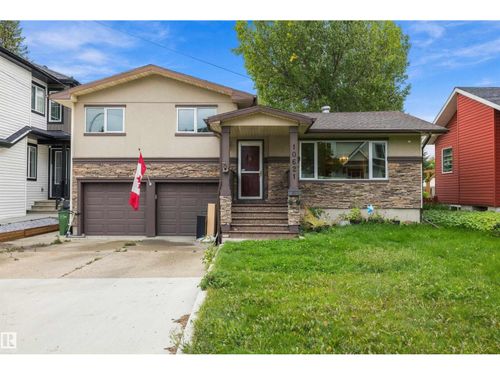 10621 60a Ave Nw, Edmonton, AB, T6H1K5 | Card Image