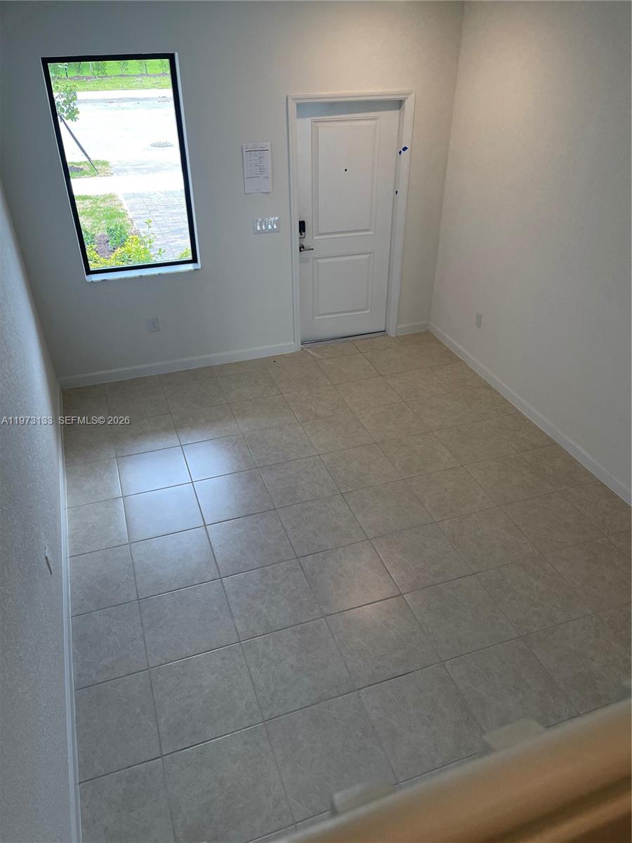 Residential Lease in Miami 5