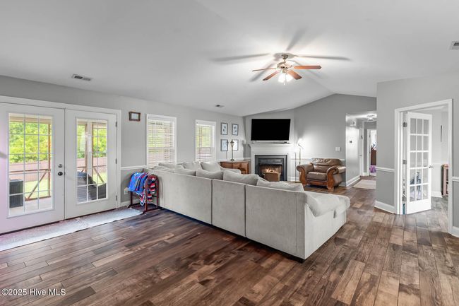 912 Morganser Dr, House other with 4 bedrooms, 2 bathrooms and 2 parking in Swansboro NC | Image 14