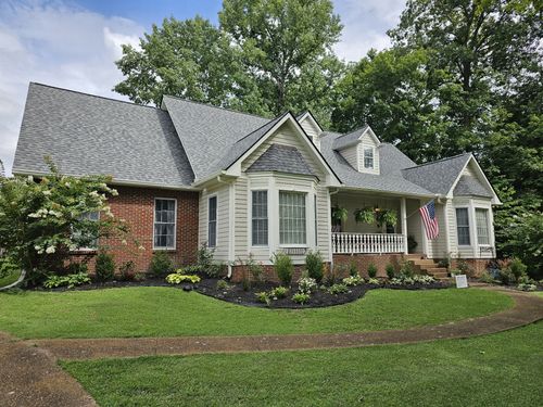 1104 Golf Course Ln, Ashland City, TN, 37015-2805 | Card Image