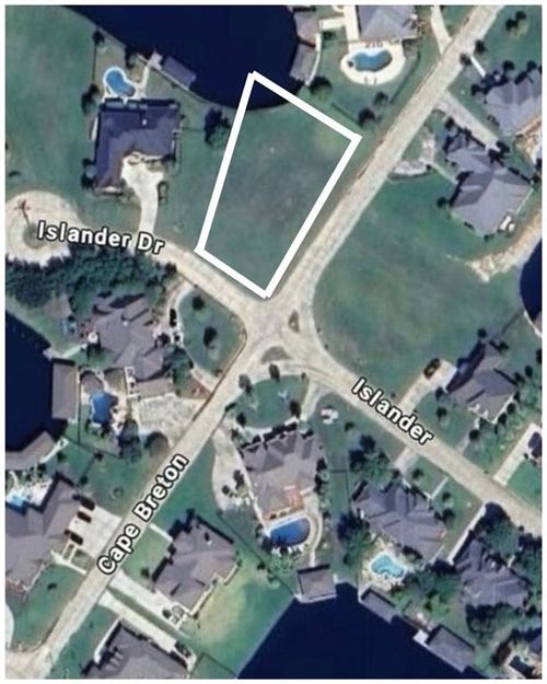 227 Islander Dr, Slidell, LA, 70458-8809 | Card Image