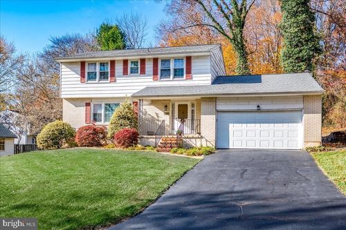 2303 Magnolia Dr, WILMINGTON, DE, 19810-2417 | Card Image