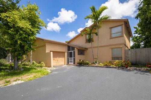 3896 Nw 2nd Ct, Deerfield Beach, FL, 33442-8019 | Card Image