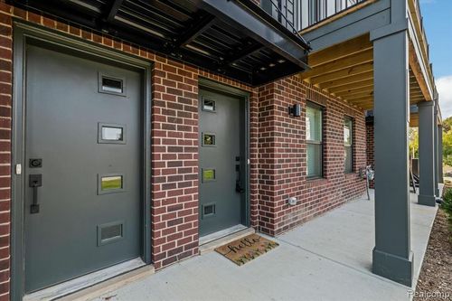 2148 Evergreen Ln, Ann Arbor, MI, 48103-7105 | Card Image