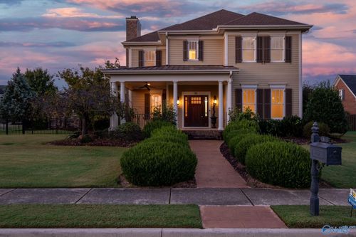 31 Lake Forest Blvd Sw, Huntsville, AL, 35824-4003 | Card Image