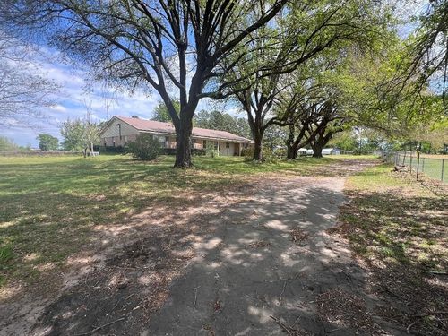 225 County Road 2091, Carthage, TX, 75633-6725 | Card Image