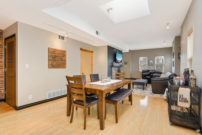 APT-7 - 162 College Ave W, Condo with 2 bedrooms, 1 bathrooms and null parking in Saint Paul MN | Image 11