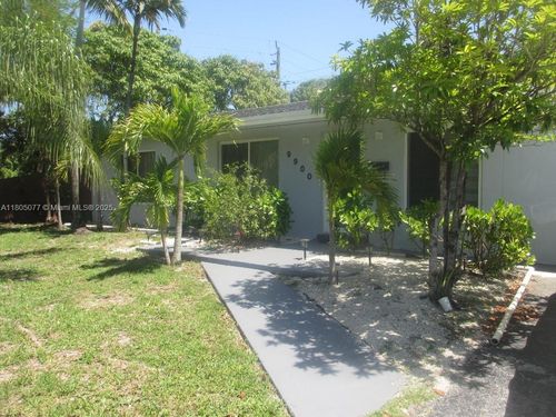 9900 Sw 164th Ter, Miami, FL, 33157-3282 | Card Image