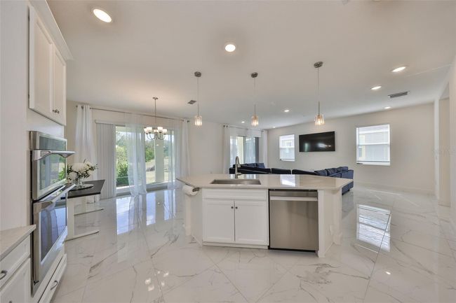 5232 Wishing Arch Dr, House other with 4 bedrooms, 3 bathrooms and null parking in APOLLO BEACH FL | Image 11