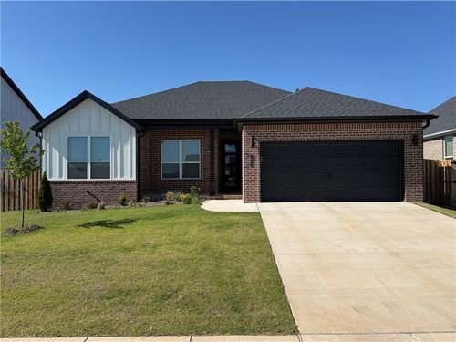 1808 Edwards St, Pea Ridge, AR, 72751-4066 | Card Image